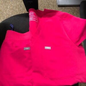 Figs- small top and small petite bottom